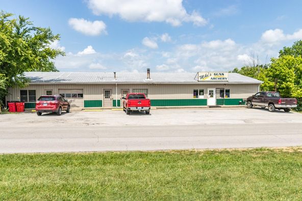 513 Pierce Ln, Frankfort, KY 40601